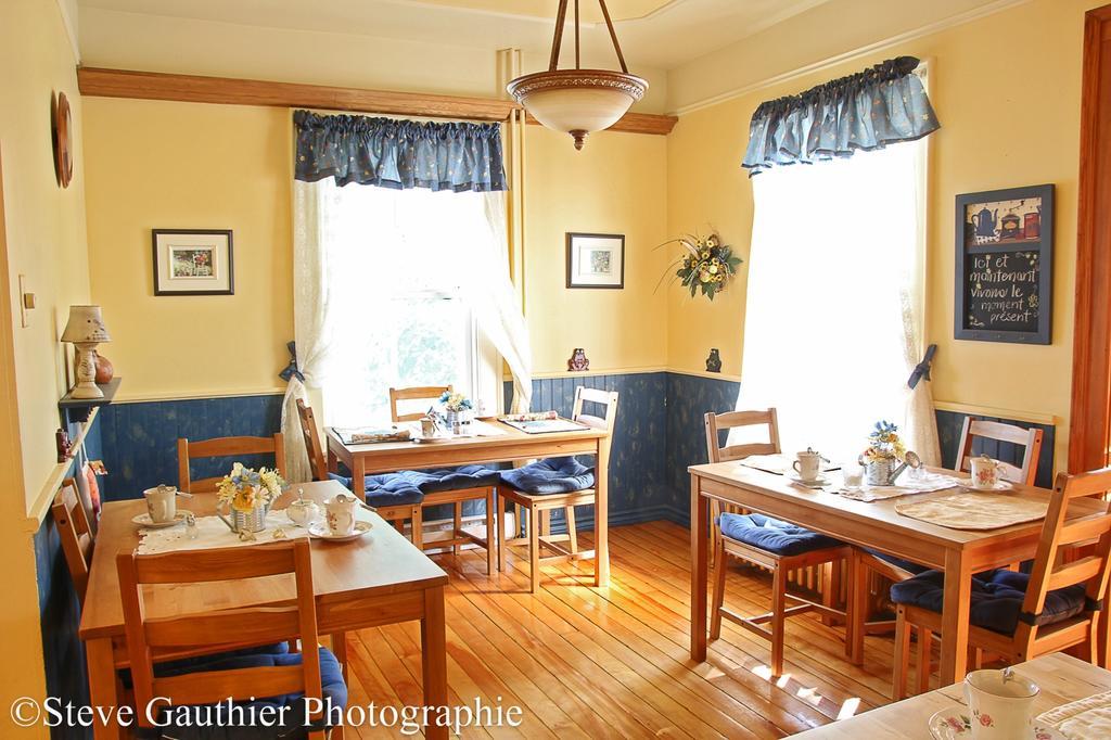 Bed and Breakfast Ici Et Maintenant Magog Zewnętrze zdjęcie